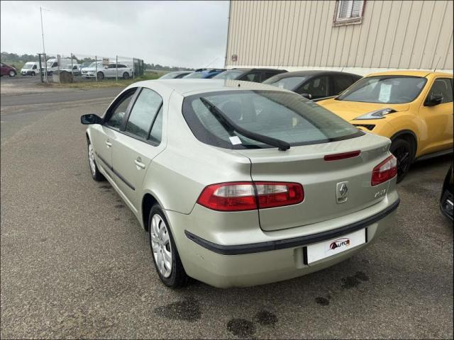 Renault Laguna image 4