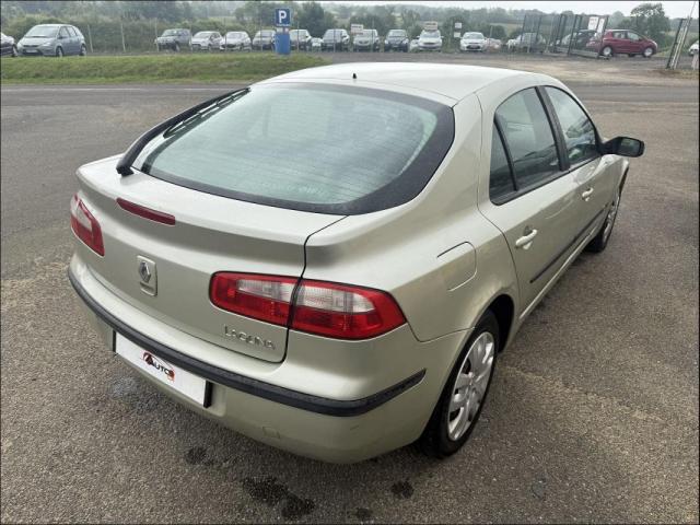 Renault Laguna image 1