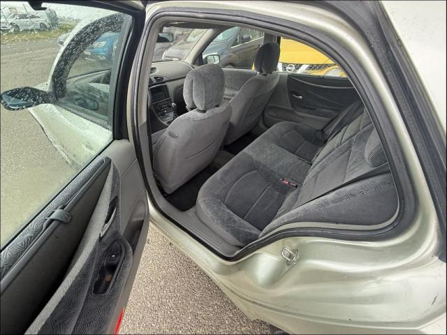 Renault Laguna image 6