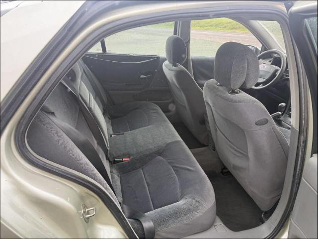 Renault Laguna image 2
