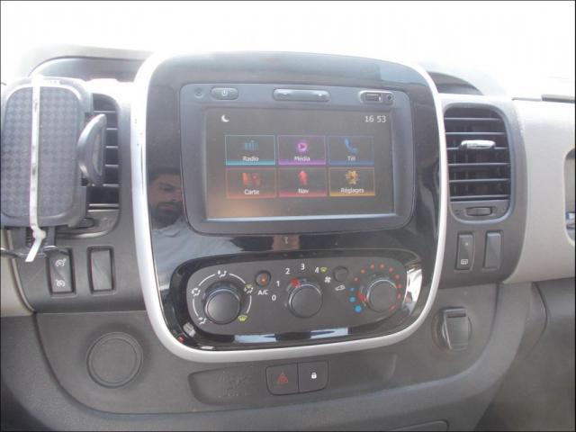 Renault Trafic image 6