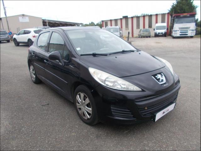 Peugeot 207 image 7