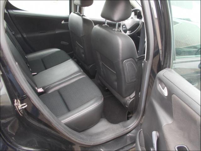 Peugeot 207 image 5