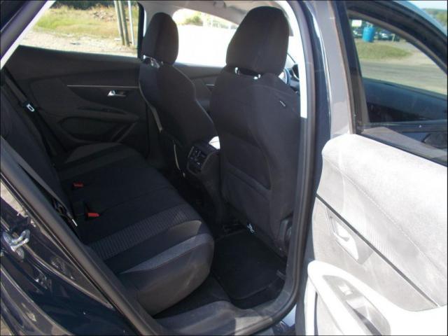 Peugeot 3008 image 6