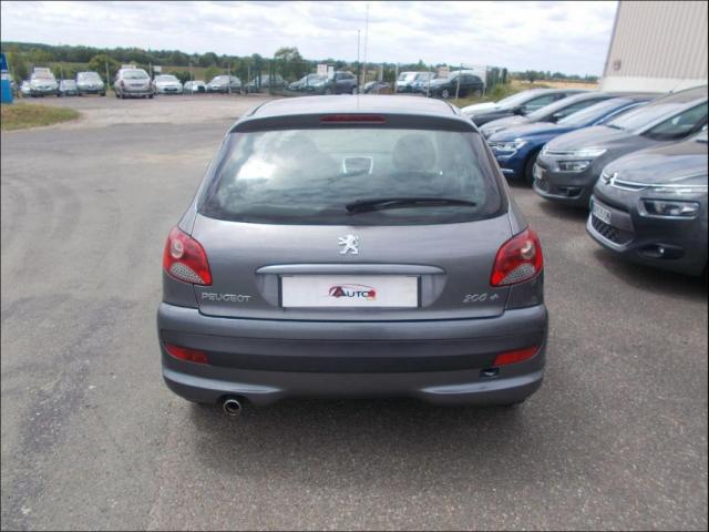 Peugeot 206 image 7