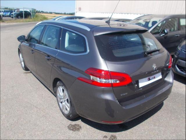 Peugeot 308 image 7