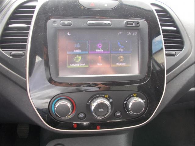 Renault Captur image 2