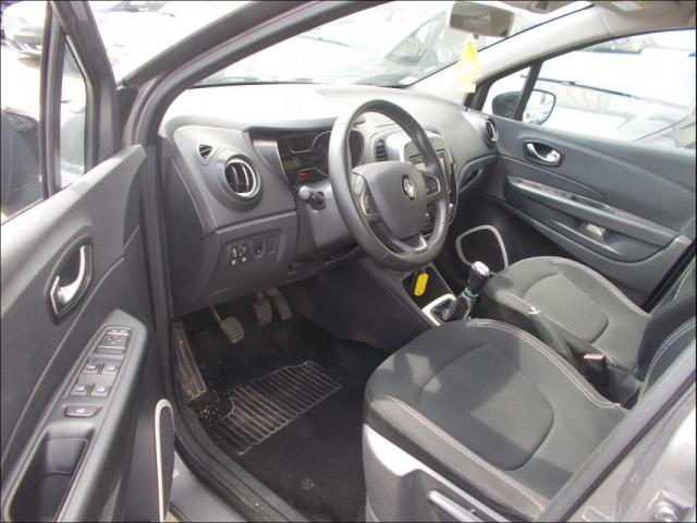 Renault Captur image 9