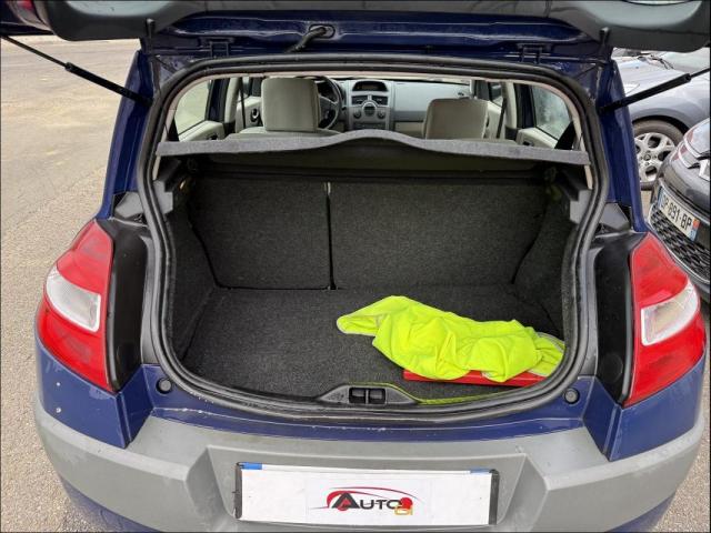 Renault Mégane image 2