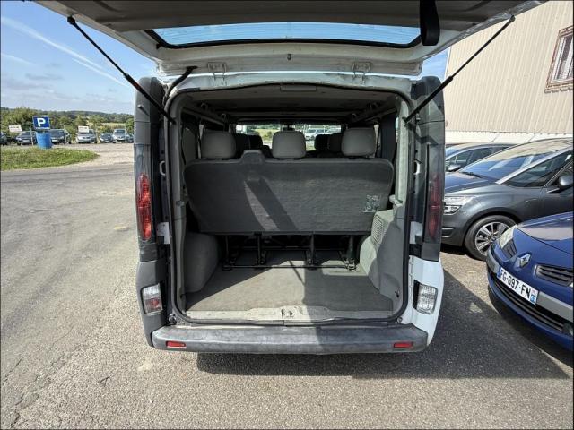 Renault Trafic image 9