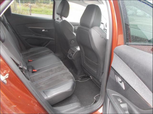 Peugeot 3008 image 2