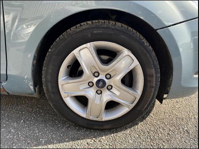 Ford Focus image 6