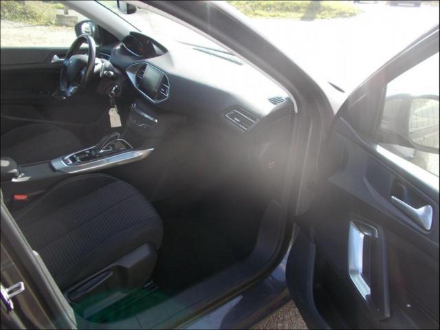 Peugeot 308 image 3