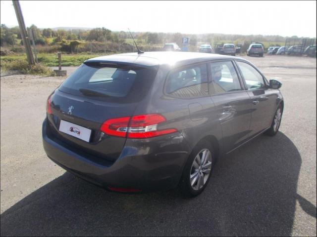 Peugeot 308 image 1