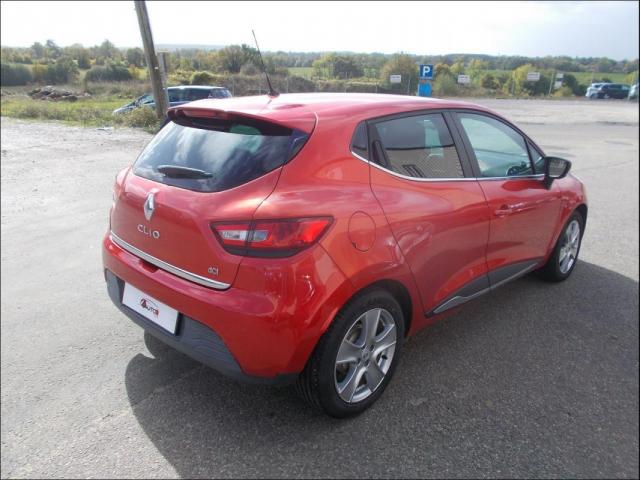 Renault Clio image 8