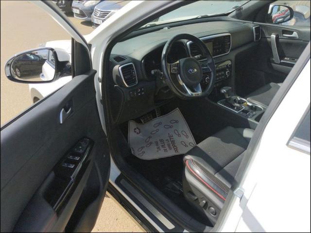 Kia Sportage image 9