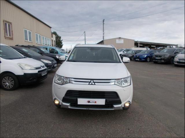 Mitsubishi Outlander image 7