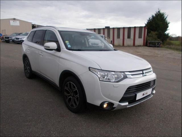 Mitsubishi Outlander image 1