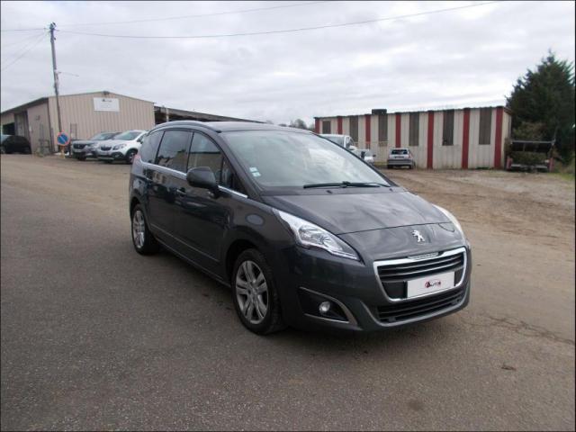 Peugeot 5008 image 5