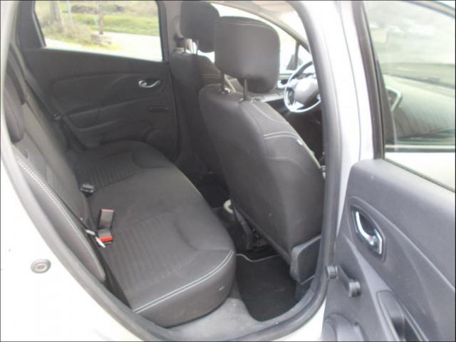 Renault Clio image 2