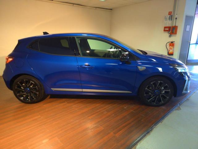 Renault Clio image 9