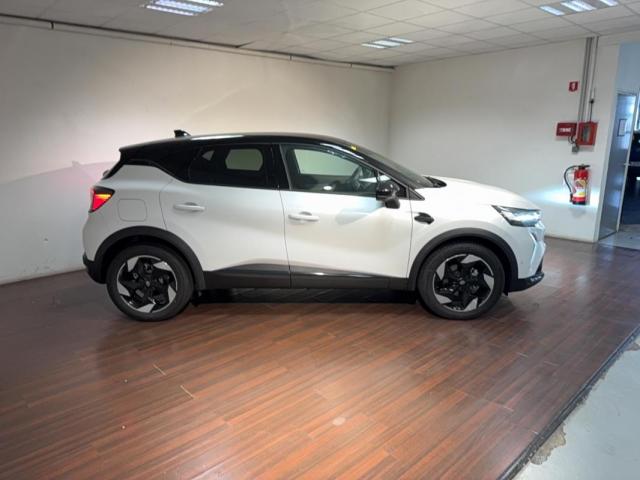 Renault Captur image 9
