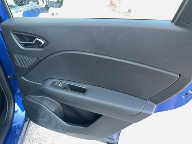 Renault Captur image 4