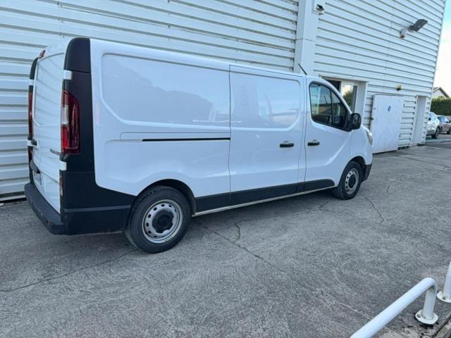 Renault Trafic image 1