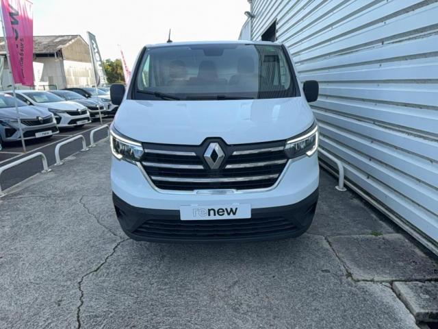 Renault Trafic image 8