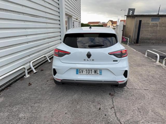Renault Clio image 1
