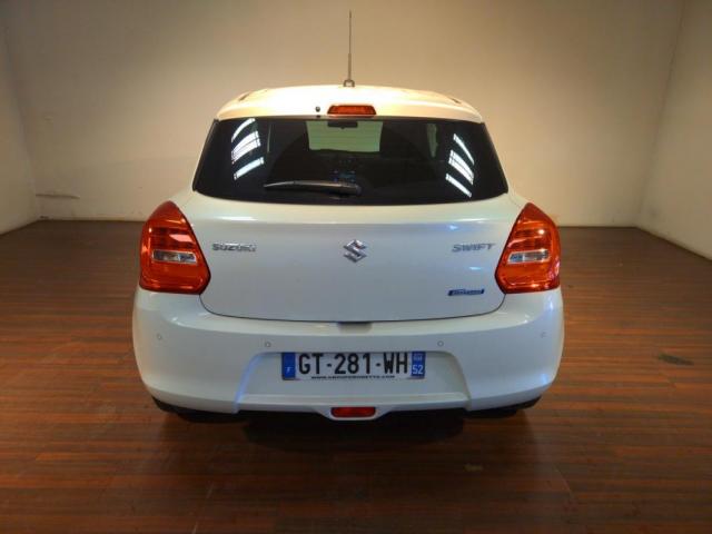 Suzuki Swift image 8