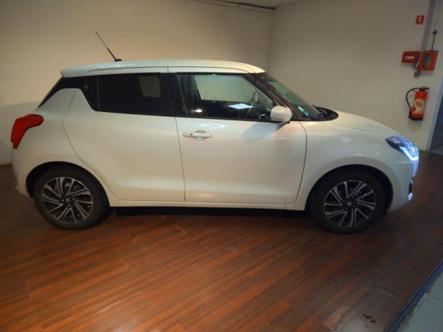 Suzuki Swift image 1