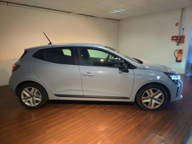 Renault Clio image 8