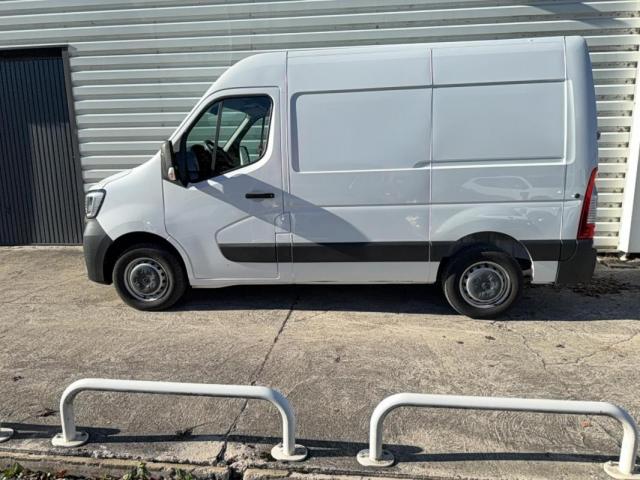 Renault Master image 9
