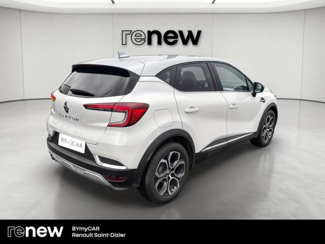 Renault Captur image 8