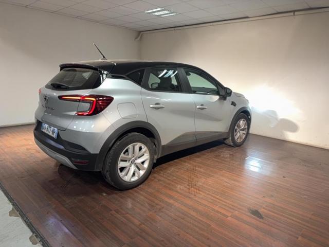 Renault Captur image 6