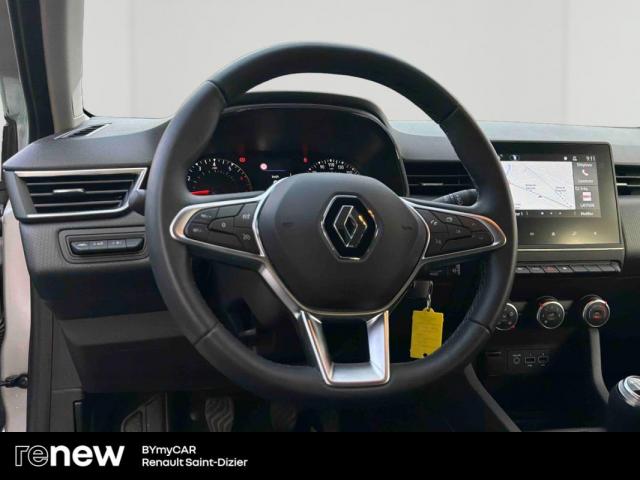 Renault Clio image 2