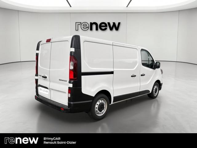 Renault Trafic image 1