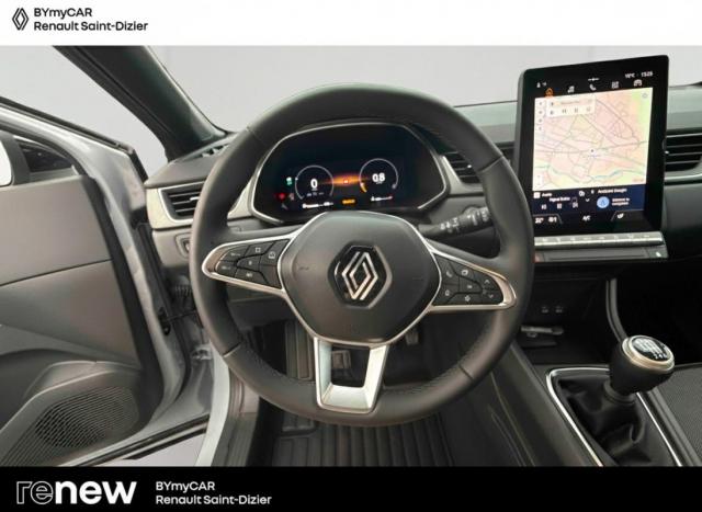 Renault Captur image 2