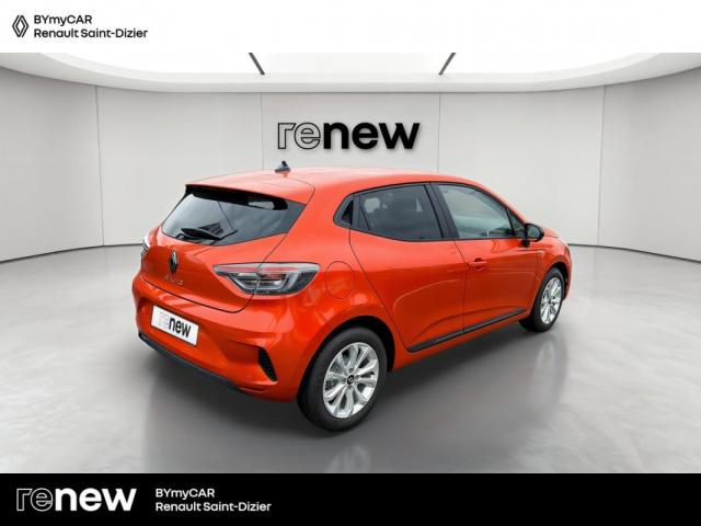 Renault Clio image 2