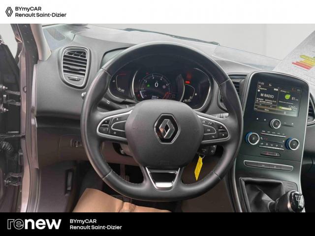 Renault Grand Scénic image 2