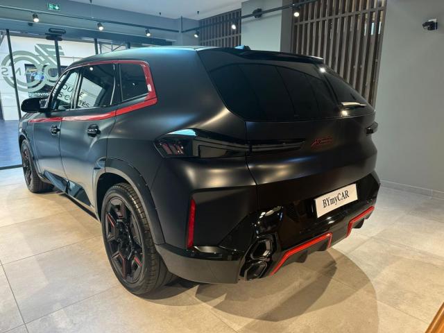 Bmw Xm image 8