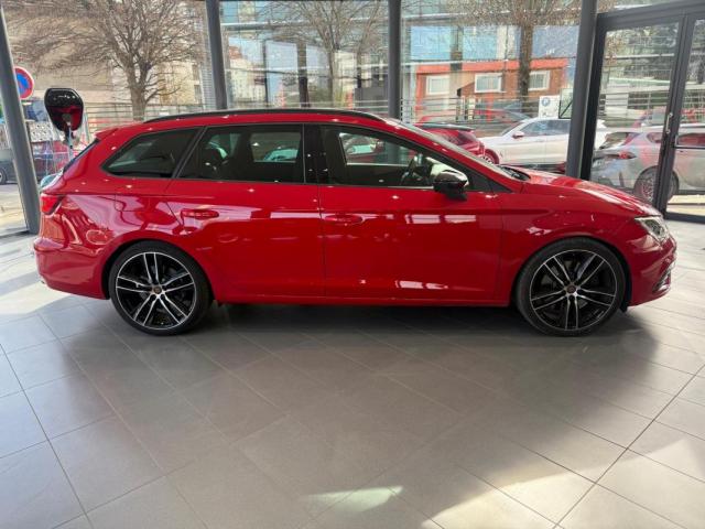 Seat Leon image 4