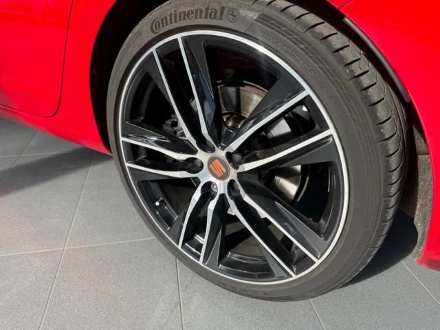 Seat Leon image 1