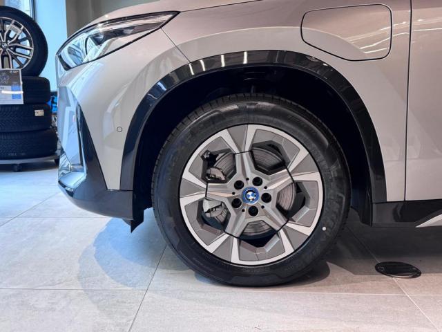 Bmw X1 image 1
