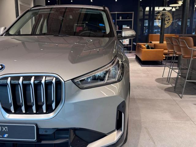 Bmw X1 image 4
