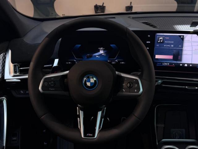 Bmw Ix2 image 7