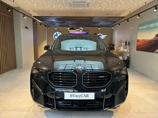 Bmw Xm image 3