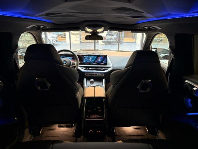 Bmw Xm image 5