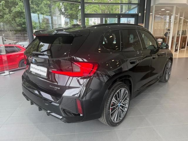 Bmw X1 image 1